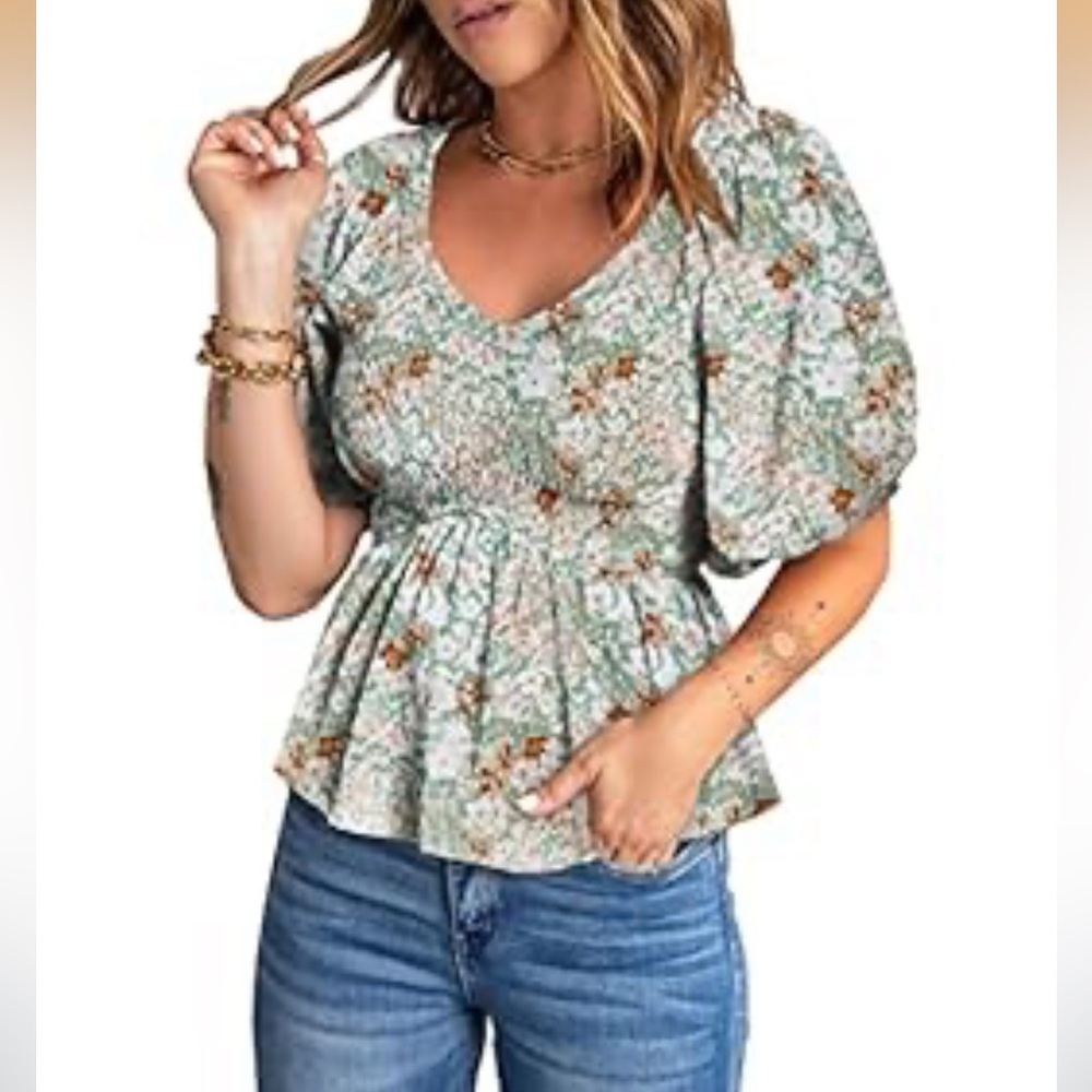Puff Short Sleeve Peplum V-Neck Smocked Top Blouse - Green Floral